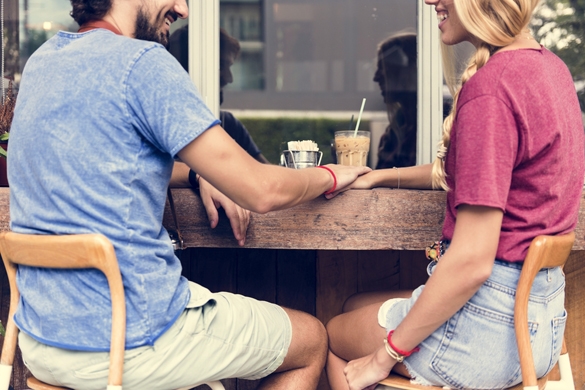 Couple sweet date coffee shop - Reasons Women Find Hard To Say No To A Gemini Man
