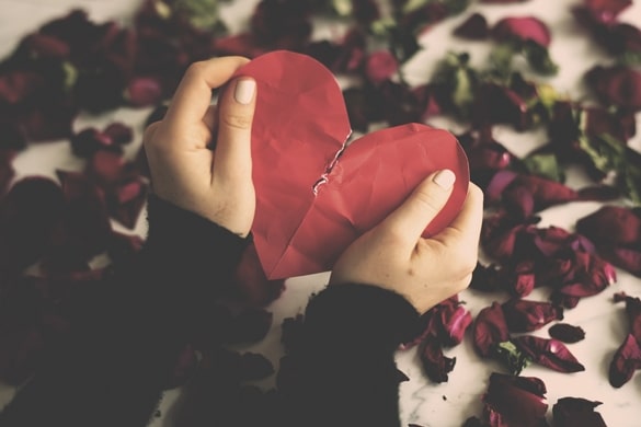 Broken Heart Sadness - How Can You Tell if Your Gemini Man Is Done With You