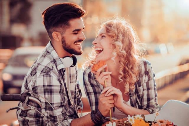 Easygoing Couple - Why women fall for Gemini Man