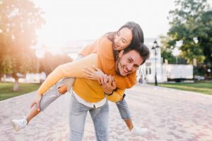 How to Keep a Gemini Man Interested When His Attention Always Drifts (Without Becoming His Entertainment)